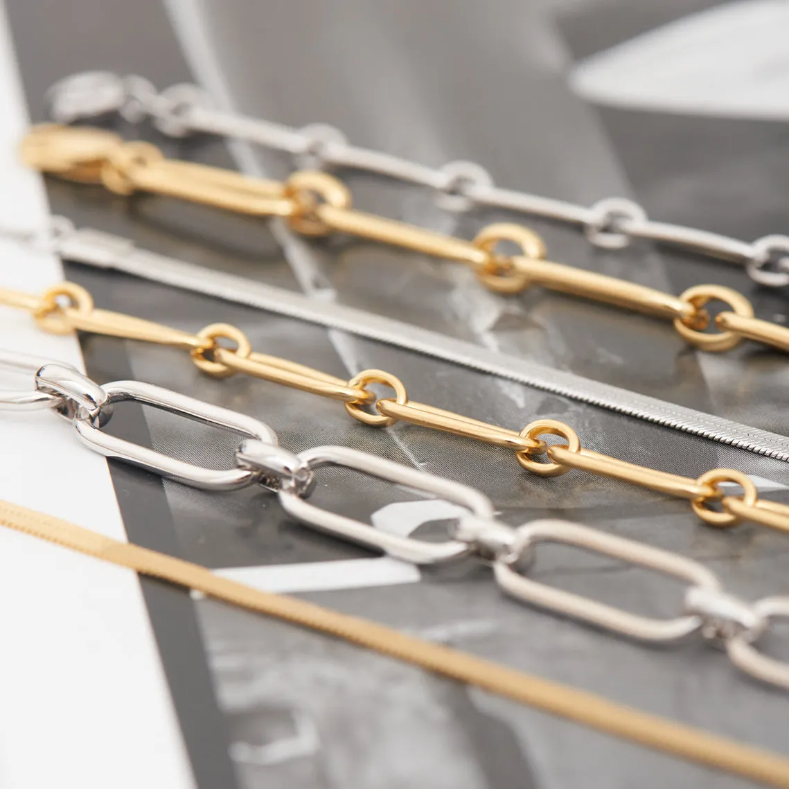 Gold Cable Connect Chunky Chain Necklace
