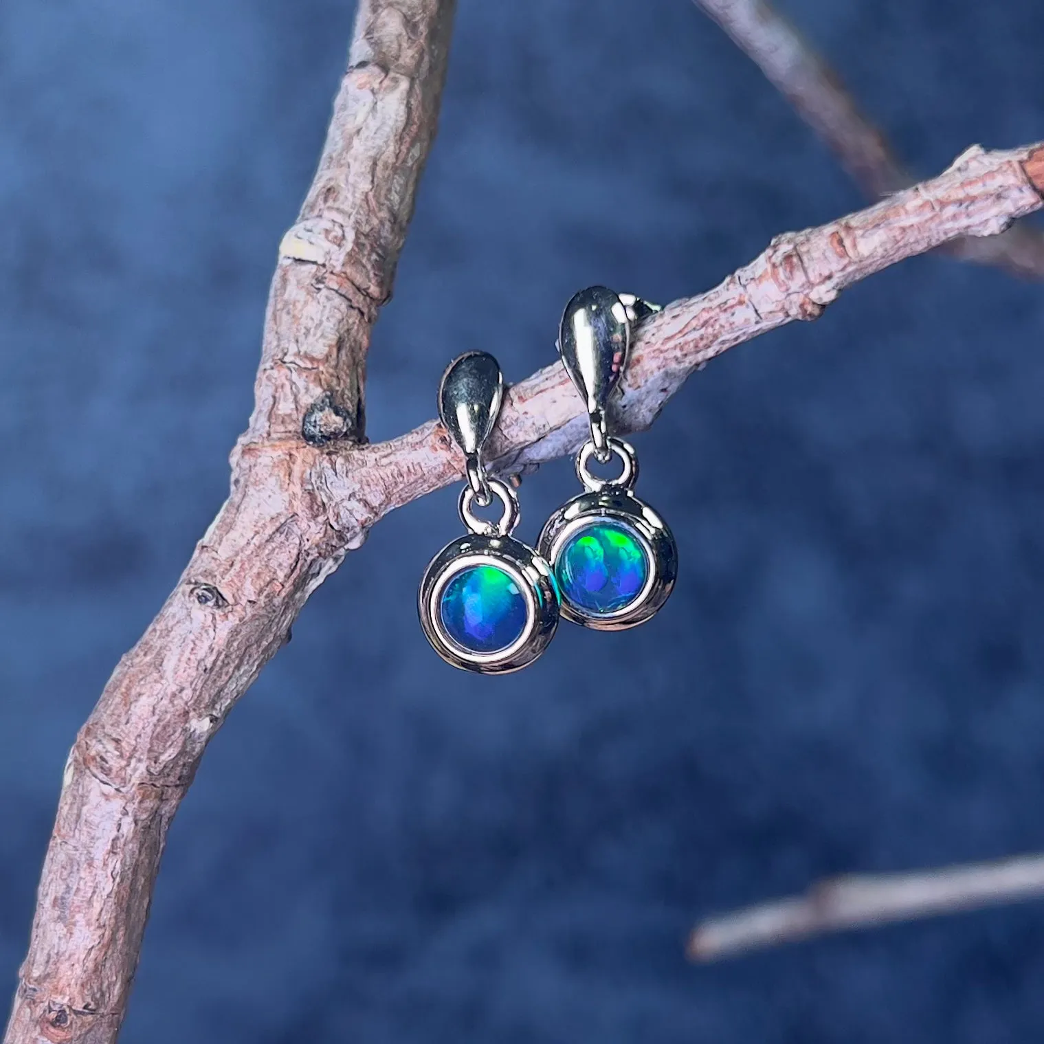 Sterling Silver Round drop earrings with Opal triplets